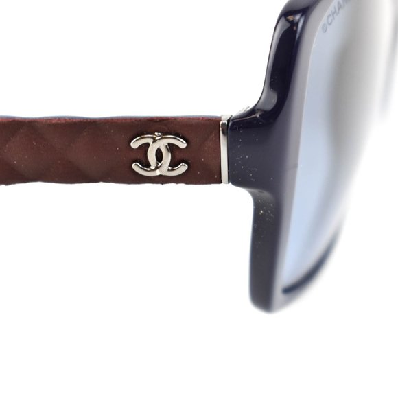 CHANEL: Navy & Burgundy Leather \